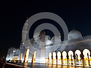 MosquÃÂ©e Check Zayed Abu Dhabi photo